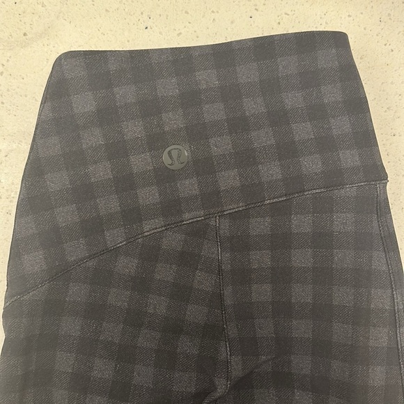 Lululemon Here to There High-Rise 7/8 pant size 6 - Picture 4 of 5